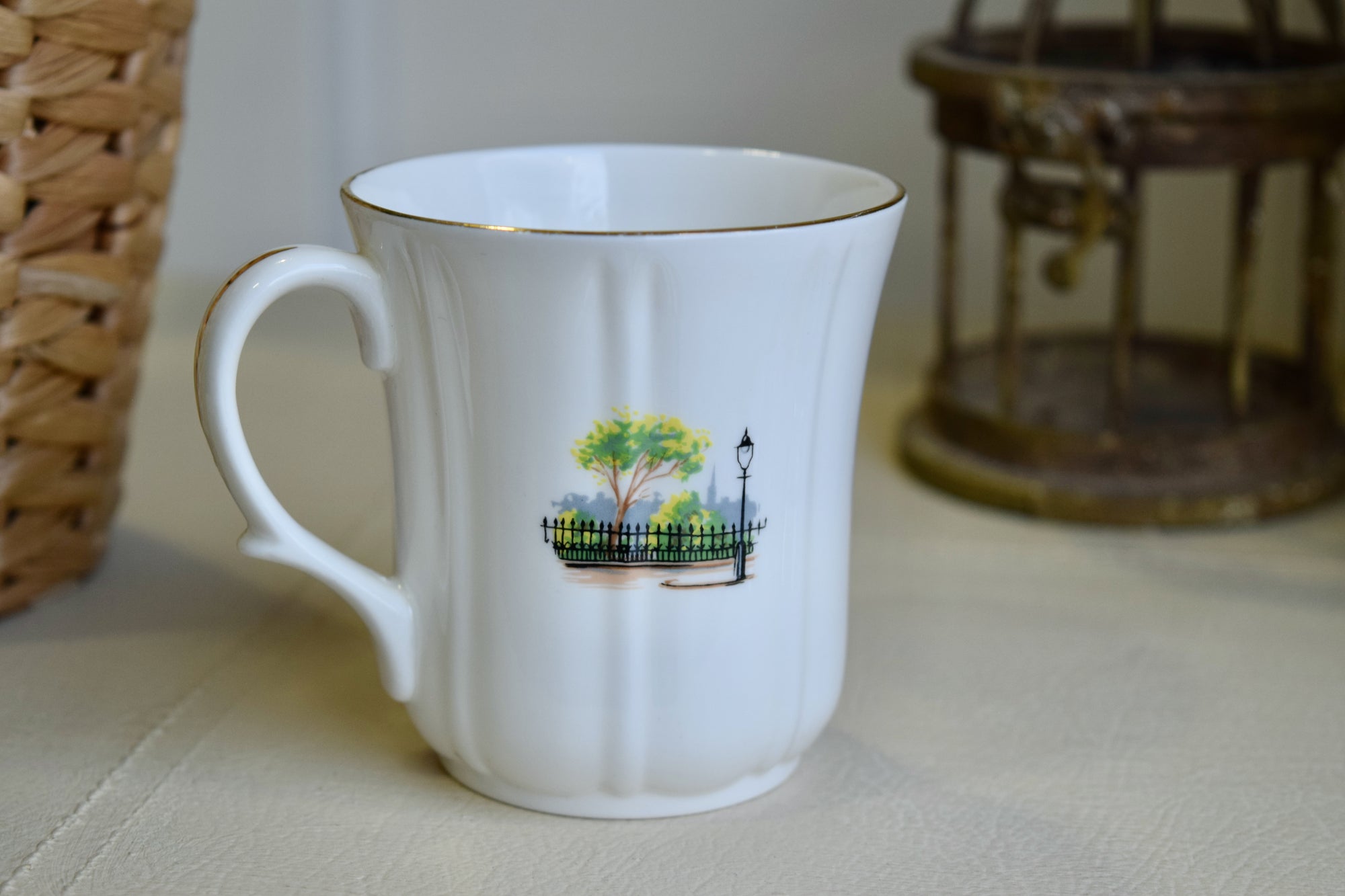 DIY Vintage Candle Kit - Piccadilly Circus Teacup