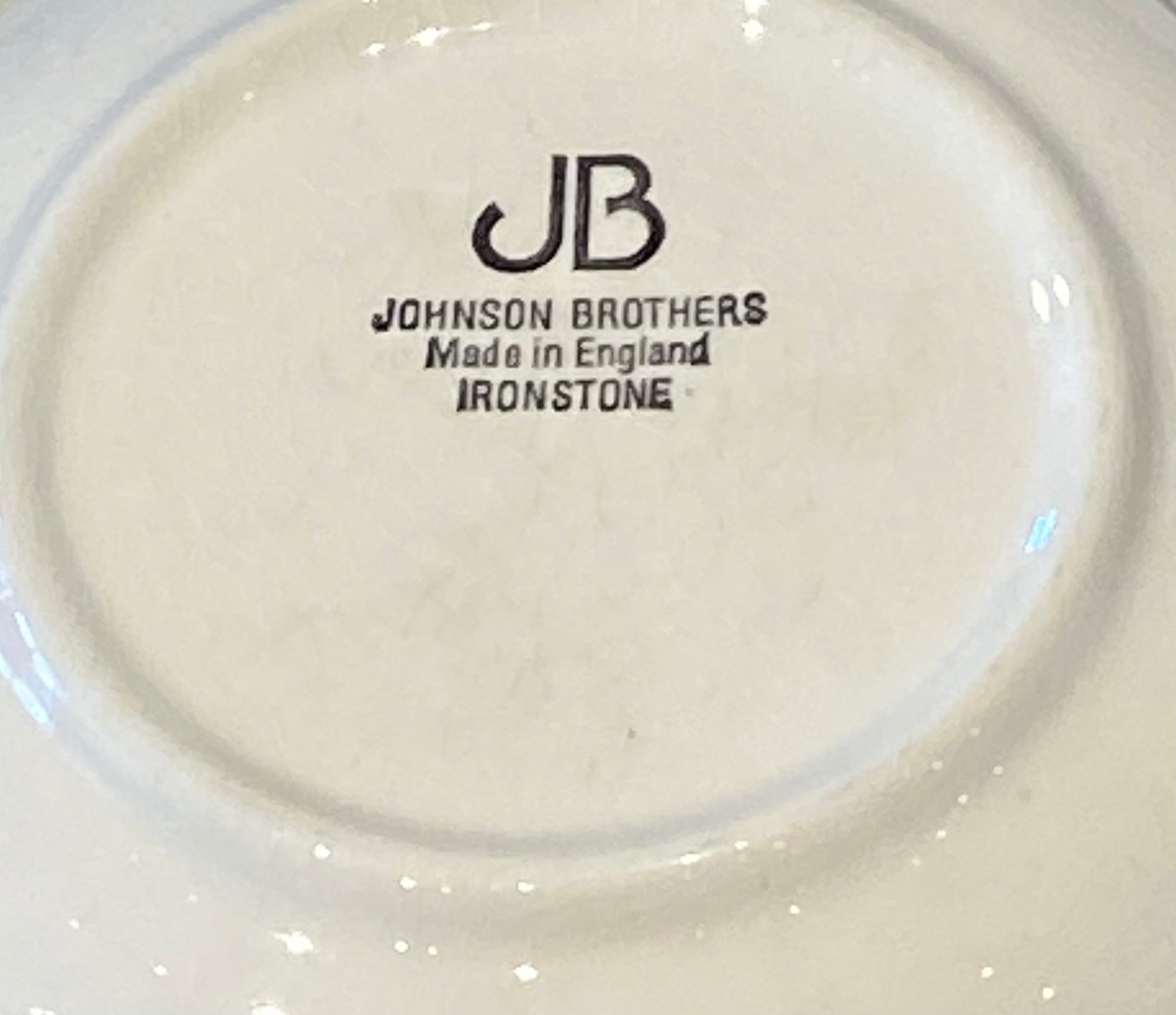 Johnson Brothers Made In England Ironstone Round Swirl Bowl