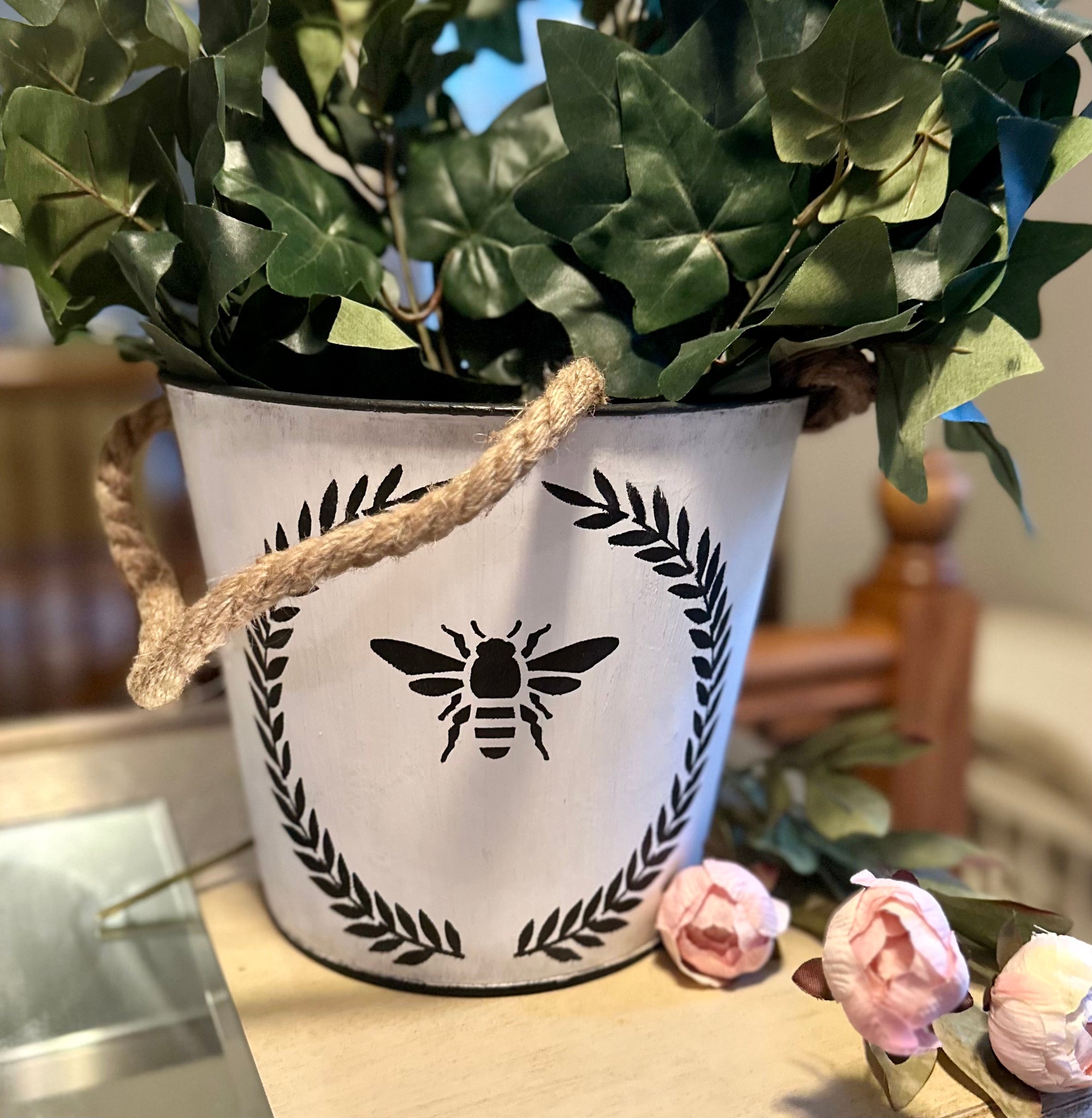 Half Round Hanging Tin Bucket with a Bee