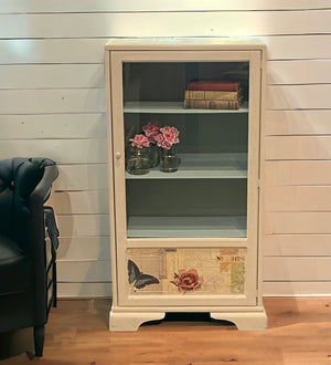 Charmingly Romantic Bookcase