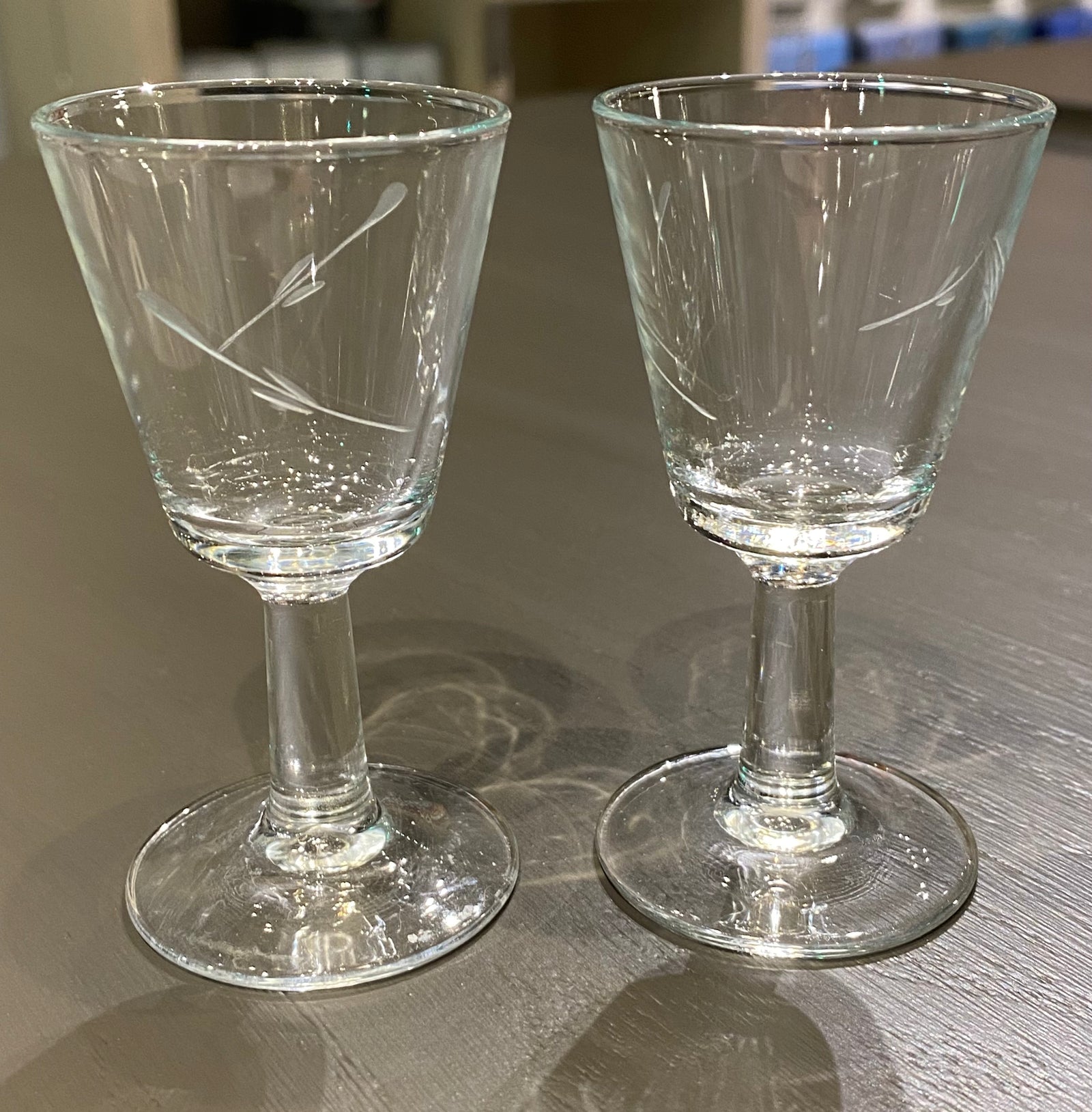 Set of 2 Vintage Etched Cordial Glasses with Leaves