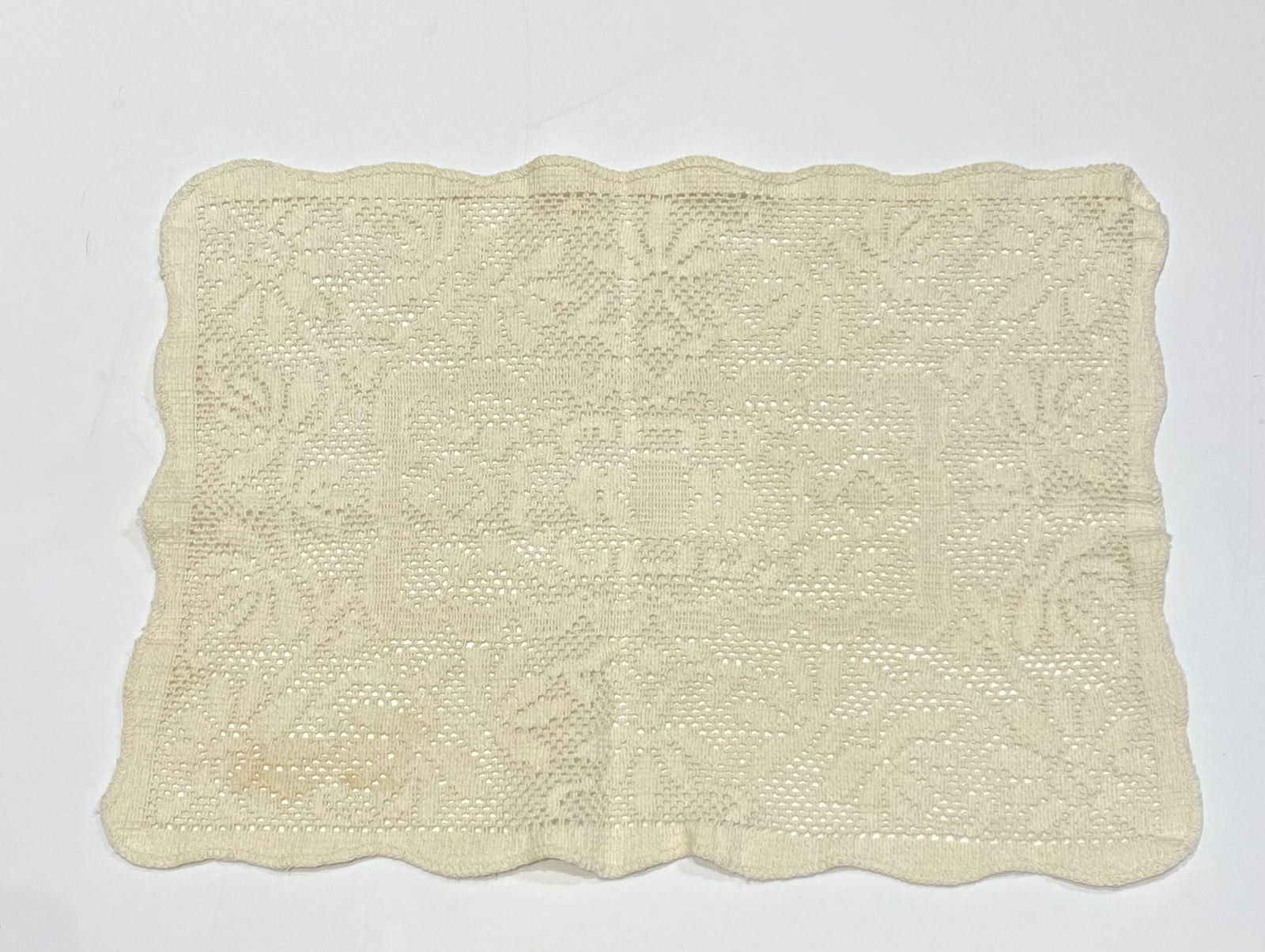 Ecru Rectangle Doily