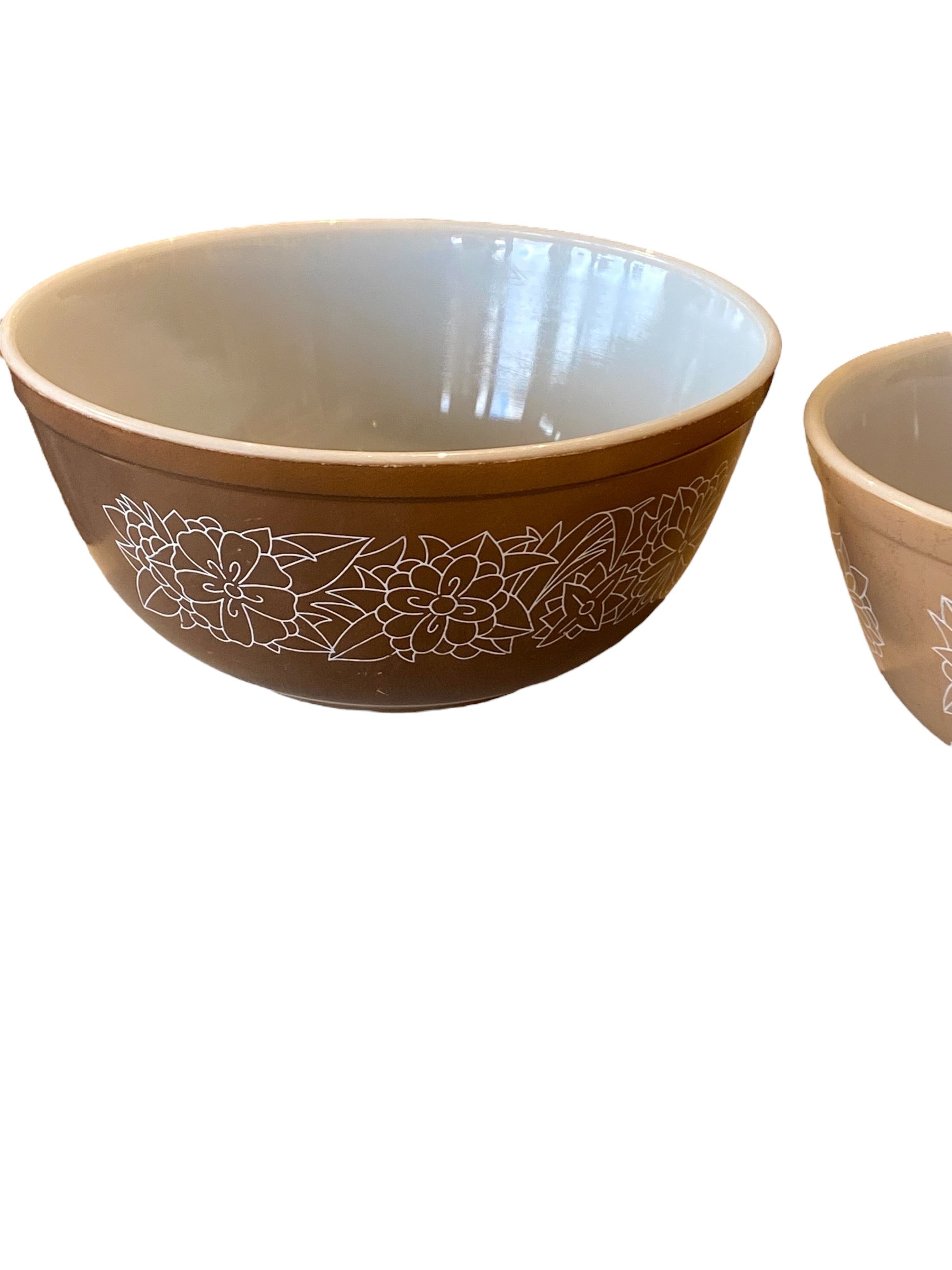 Pyrex 1970's Woodland Mixing Bowl Set