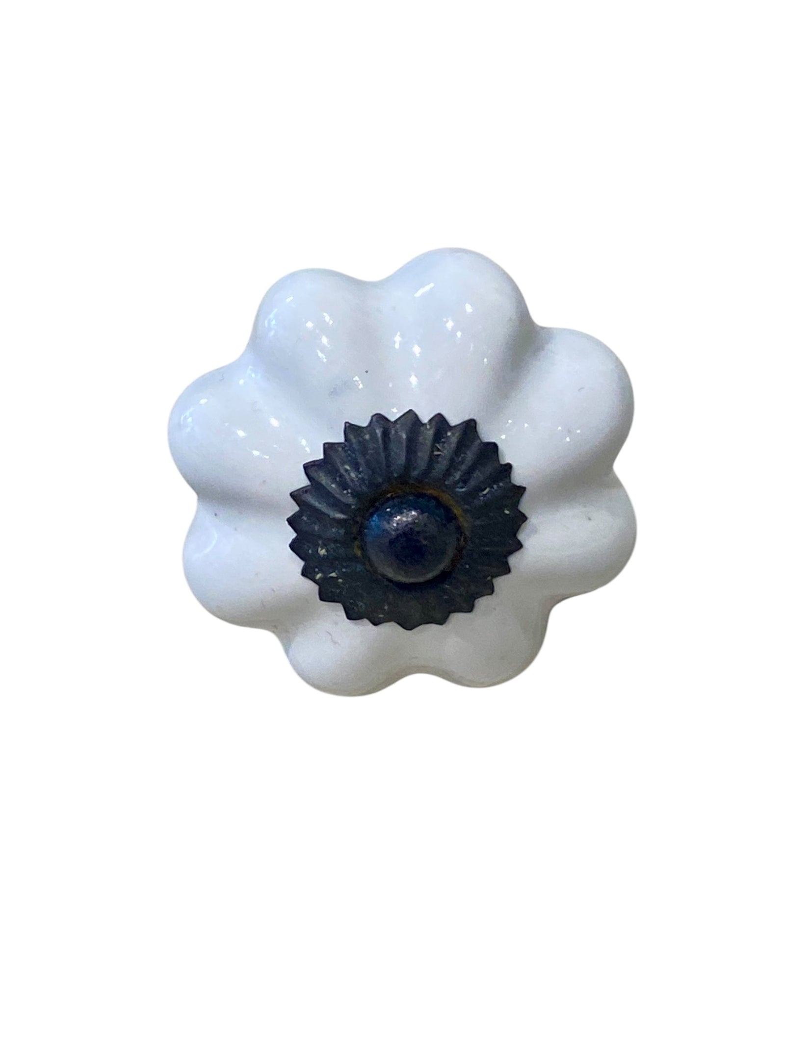 White Flower Knob with Tin Centre