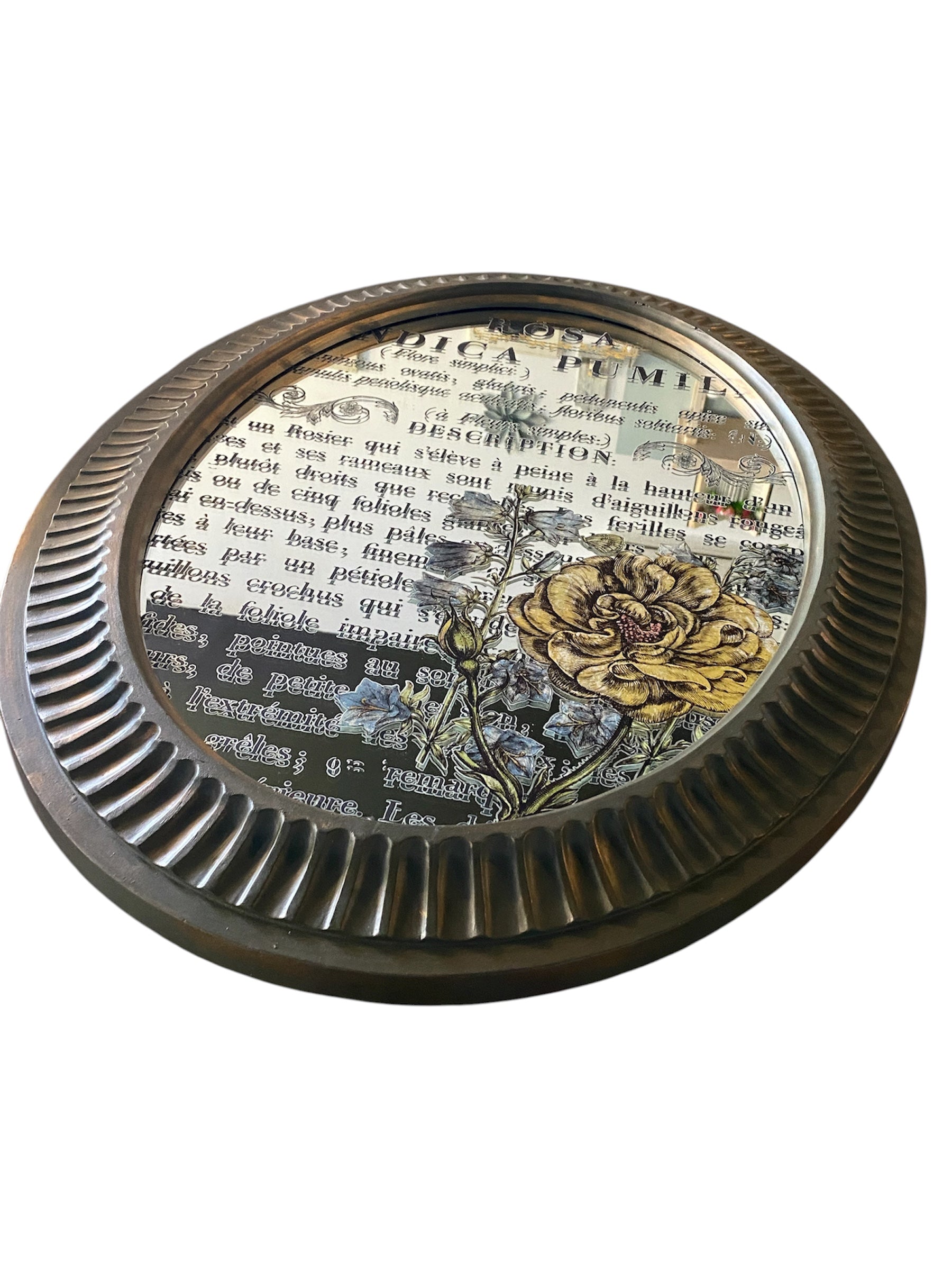 Ruffled Oval Mirror with Gold Accents and Flowers