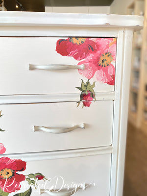 Countryside Garden Dresser