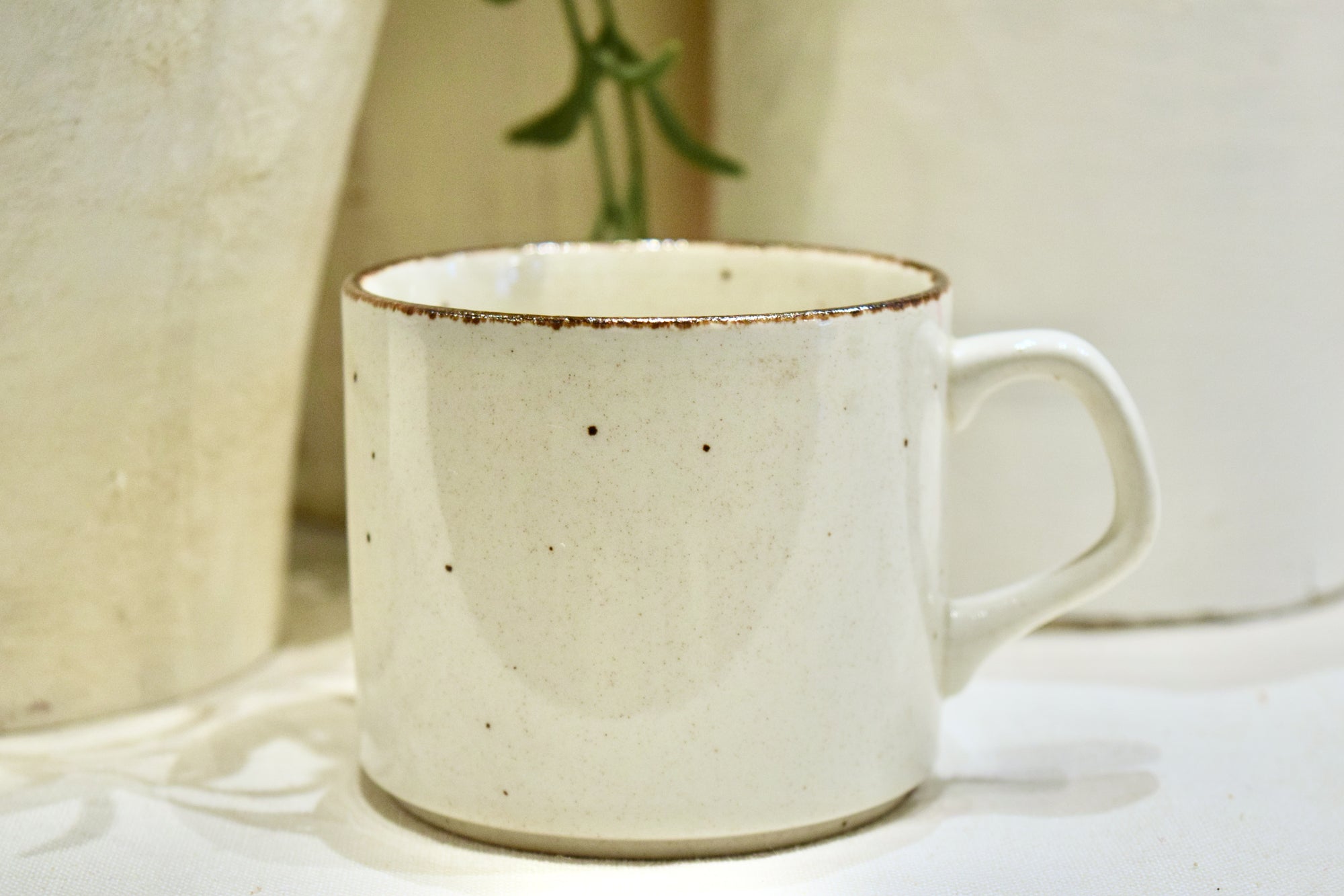 DIY Vintage Candle Kit - Beige and Brown Speckled Mug