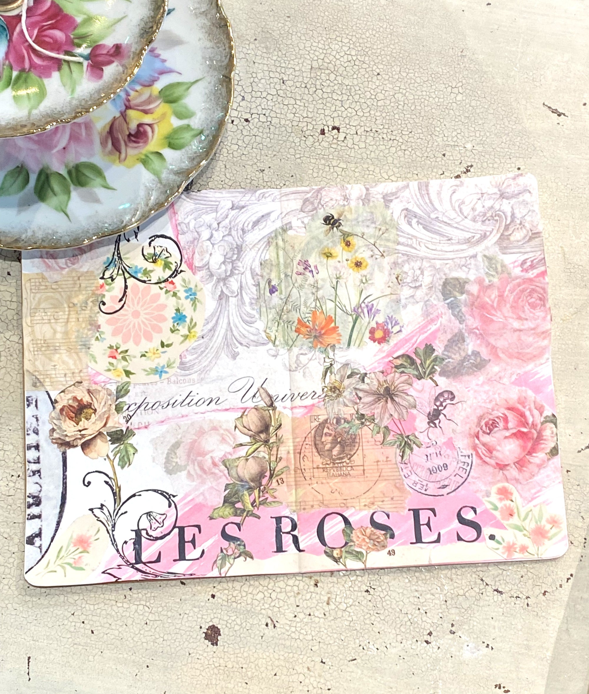 Junk Journal Magic: Create Your Own Vintage-Inspired Keepsake Workshop  (In-Person)
