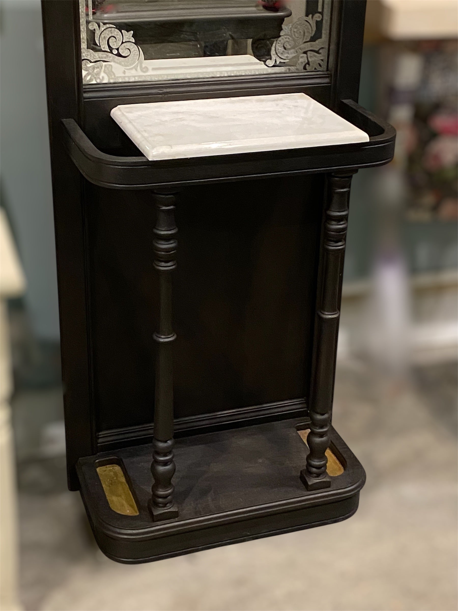 A Classic Welcome Vintage Hall Tree