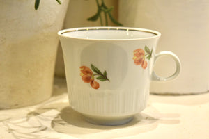 DIY Vintage Candle Kit - Orange Blossom Teacup & Saucer