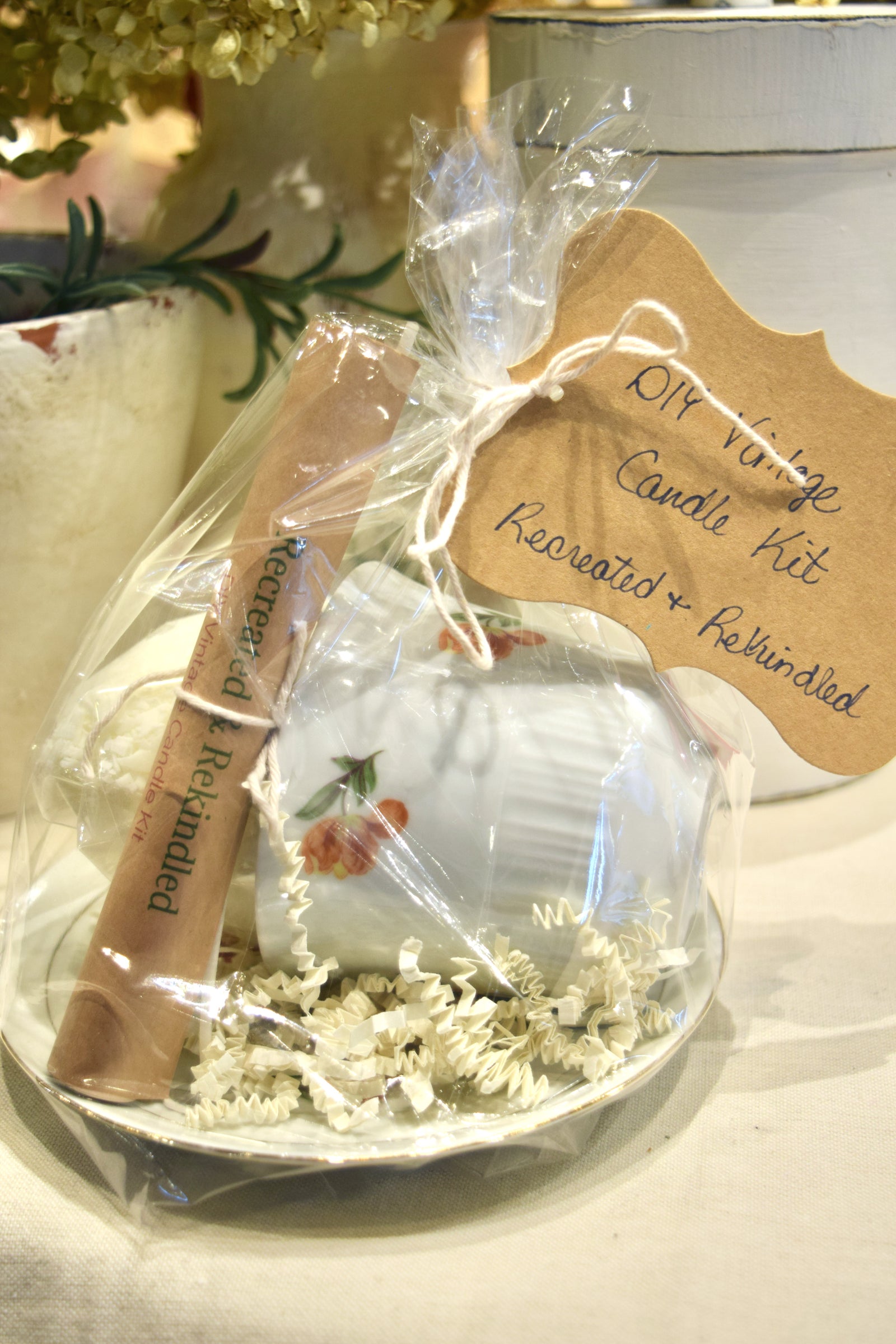 DIY Vintage Candle Kit - Orange Blossom Teacup & Saucer