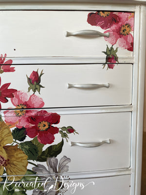 Countryside Garden Dresser