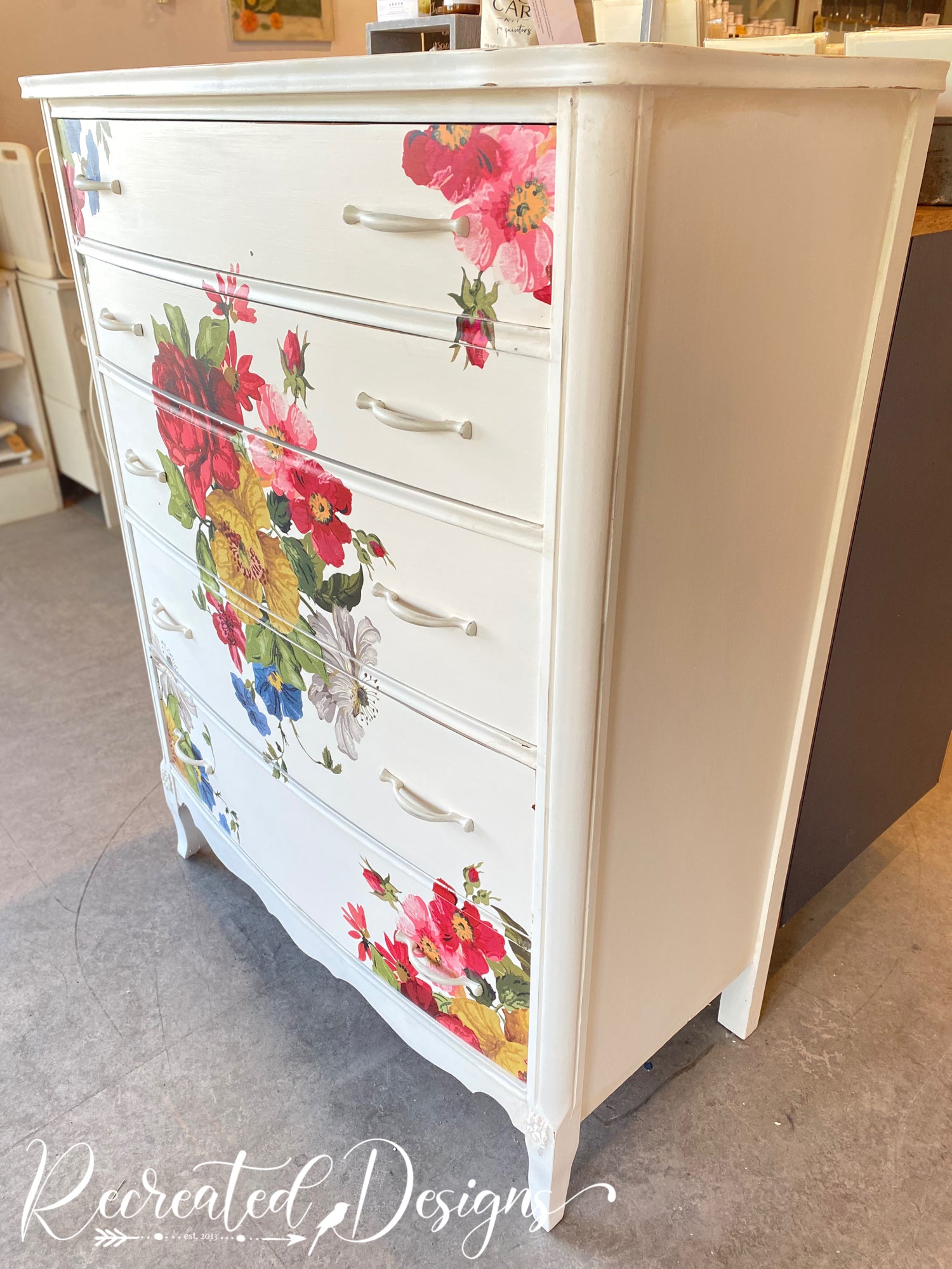 Countryside Garden Dresser