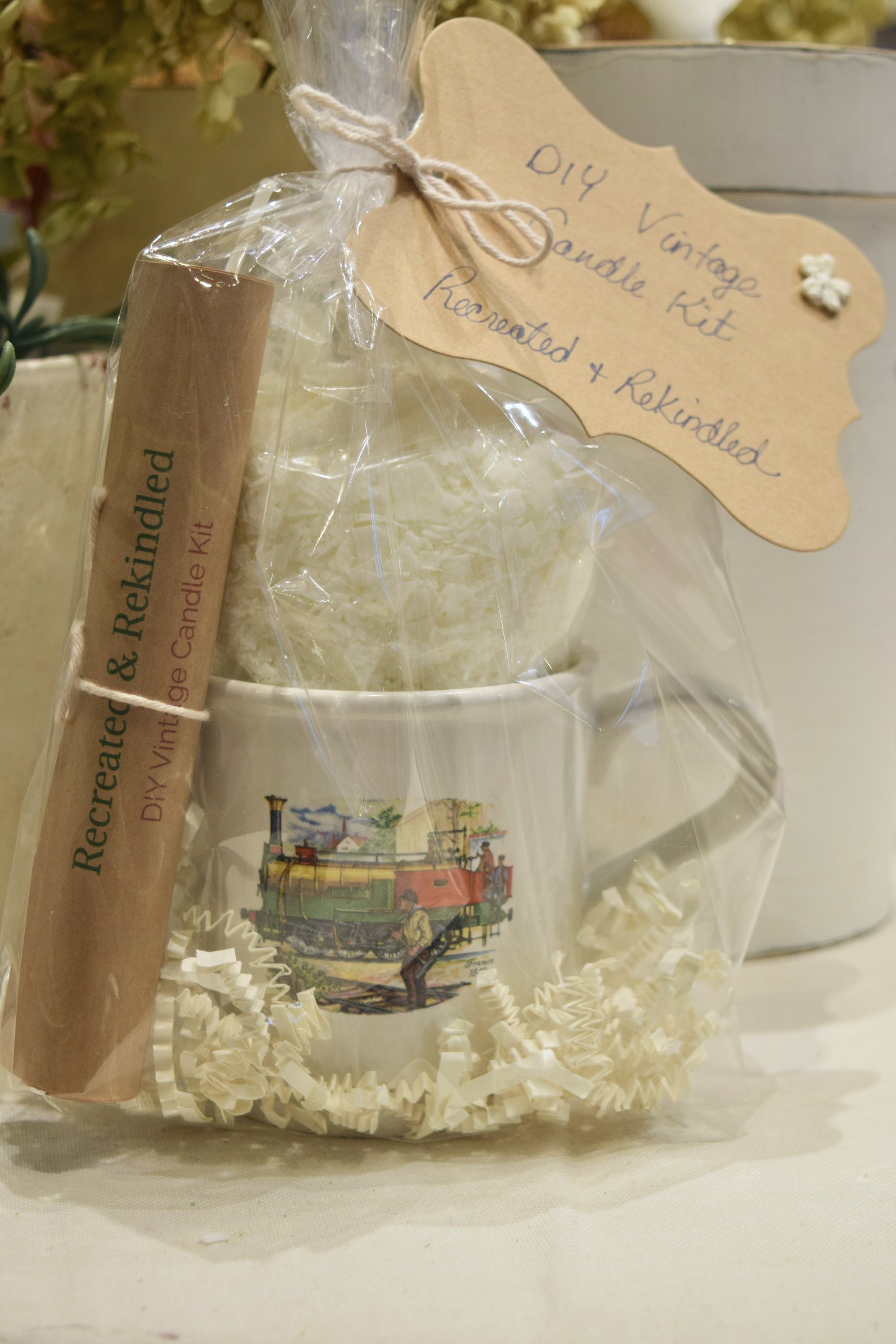 DIY Vintage Candle Kit - Classic Train Teacup