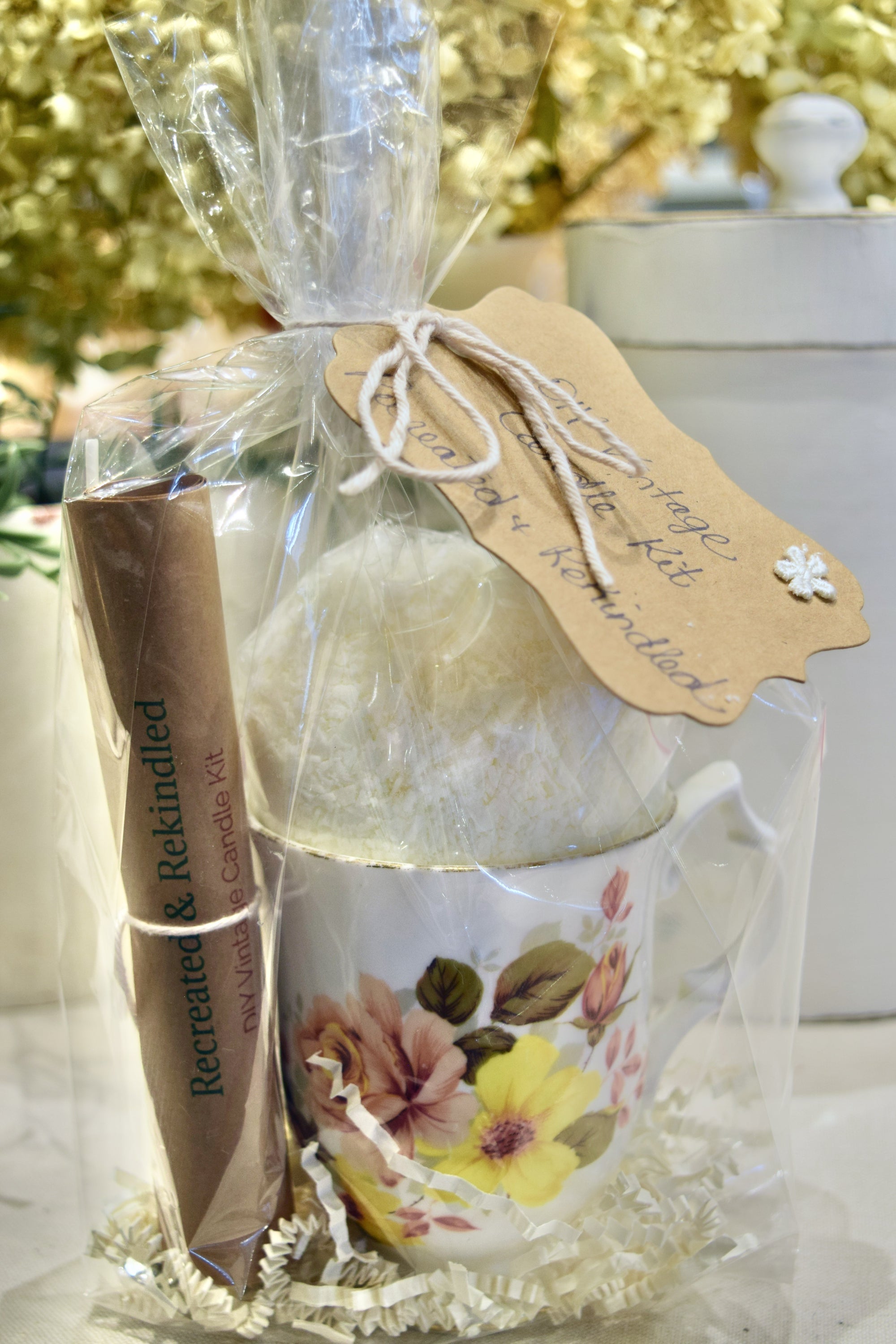 DIY Vintage Candle Kit - Pink and Yellow Bouquet Teacup