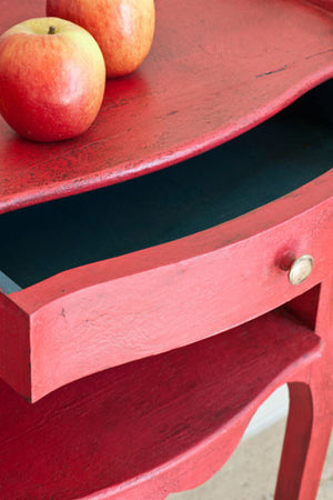 Table by Annie Sloan in Emperor's Silk Chalk Paint™.